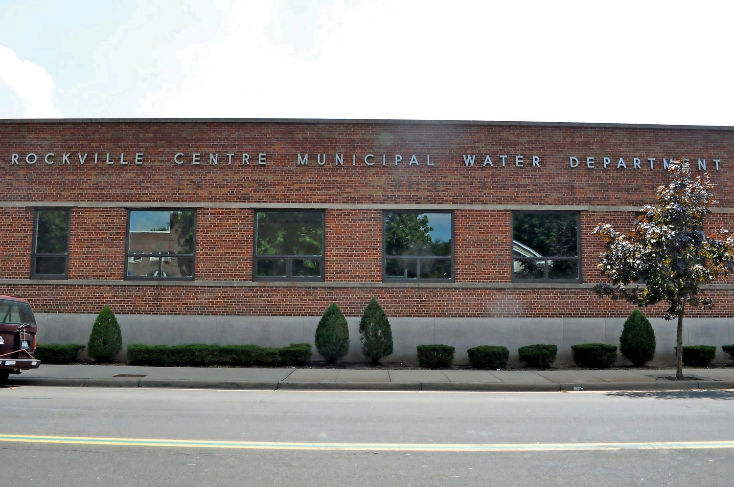 Rockville Centre police to move station to water department building